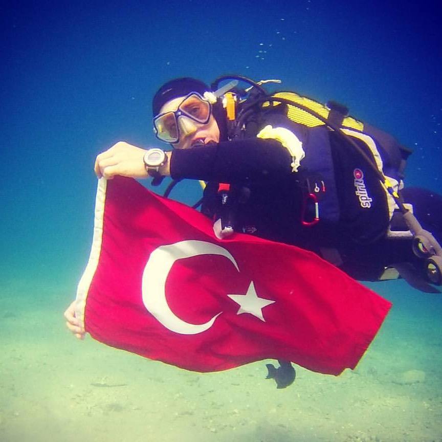 Engin Gürfiliz